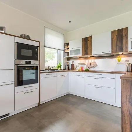 Holiday home Luxus-ferienhaus Armonia Goehren-Lebbin